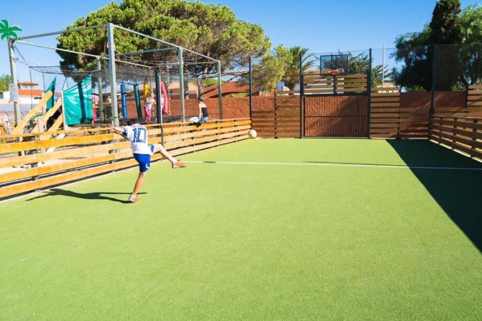 Coco - Camping Le Mar Estang Canet-en-Roussillon Exterior photo